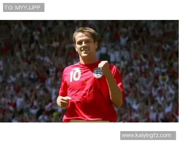 足球明星迈克欧文的精彩瞬间与职业生涯回顾图片集锦